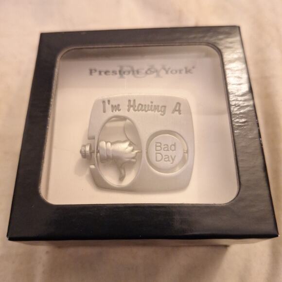 I’M HAVING A GOOD BAD DAY ARTICULATING PIN BROOCH THUMBS UP OR DOWN UNIQUE! - Picture 4 of 4